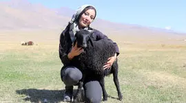  جذابیت های این دختر زیبا در روستا همه را مبهوت کرد + عکس های مریم به او  لقب جذاب ترین دختر  داد