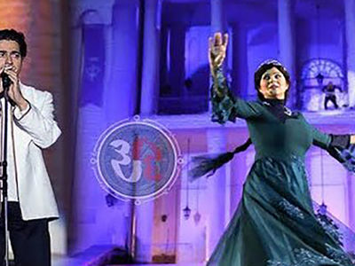  رقص سحر دولتشاهی در کنسرت عاشقانه همایون شجریان ! + فیلم خوانندگی زیبای همایون شجریان برای  عشقش !