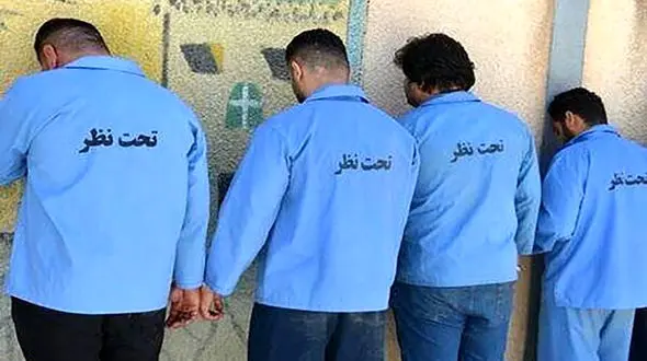 گنج های نفیس در سقز دردرسر ساز شدند/ پلیس به چه چیزی های برخورد ؟