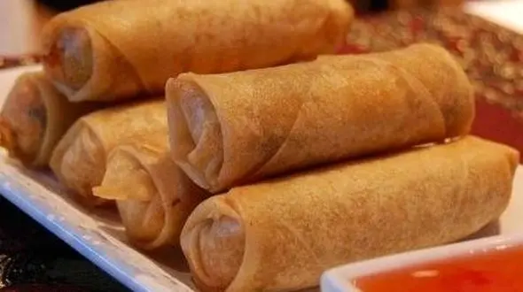 رولت گوشت پنیری با عطر فلفل دلمه ای+دستور تهیه