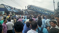 فوری / خروج قطار از خط با چندین کشته و زخمی + عکس 