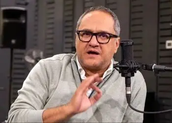 شباهت‌های دلنشین رامبد جوان و دخترش نوردخت سوژه کاربران فضای مجازی!