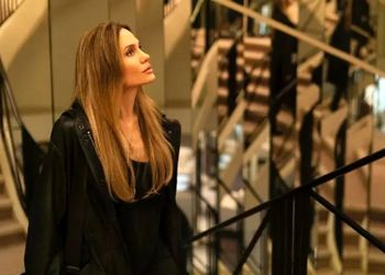 فیلم سینمایی «Couture»؛ روایتی کم عمق از دنیای مد با بازی آنجلینا جولی