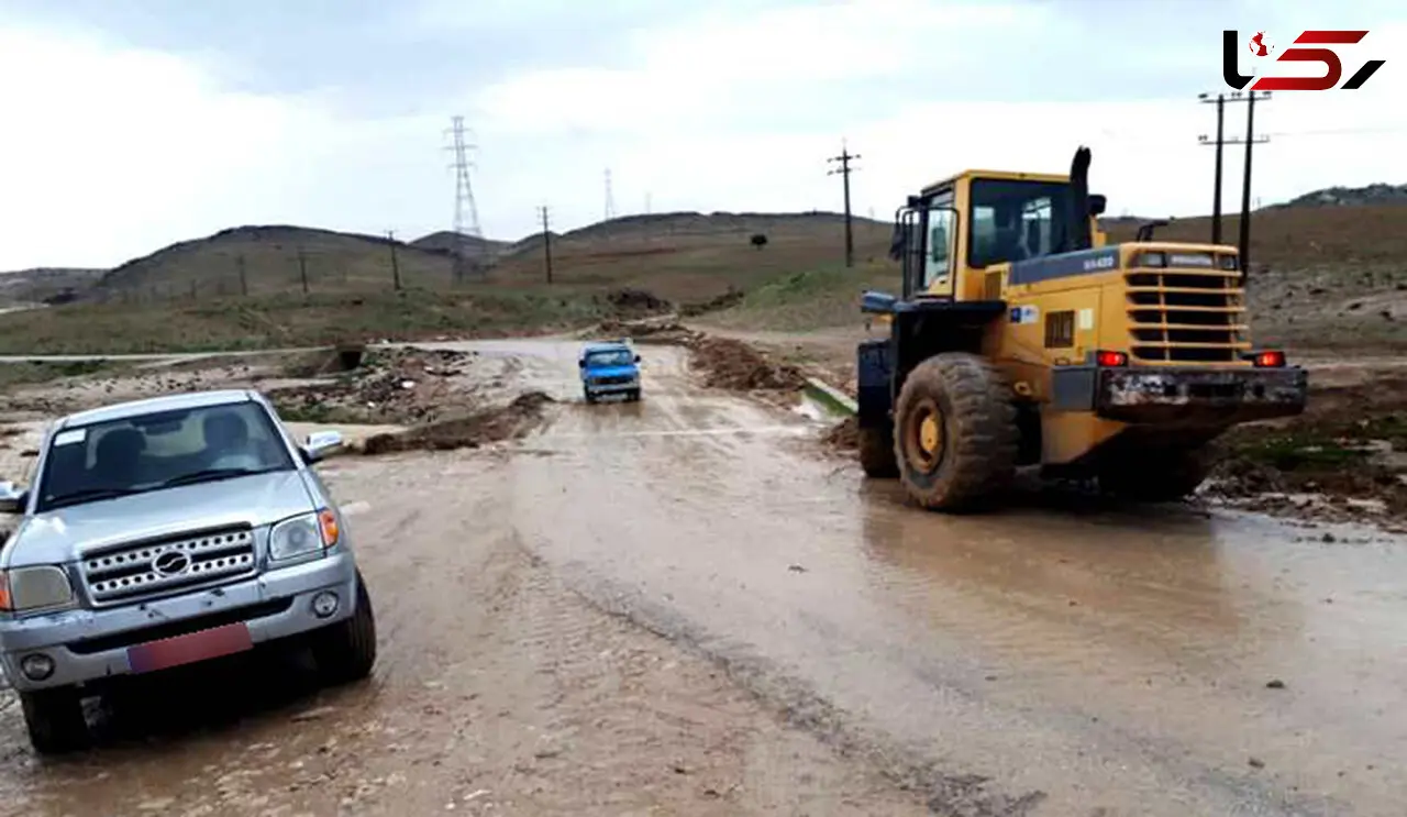 راه ارتباطی 129 روستا در لرستان همچنان مسدود / سیل وسط خانه های روستایی + فیلم