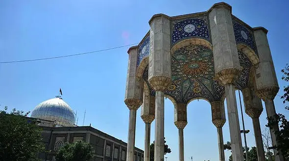 فیلم / بزرگترین ساعت خورشیدی 900 ساله جهان در ایران / دنیا در شوک نحوه کار این ساعت