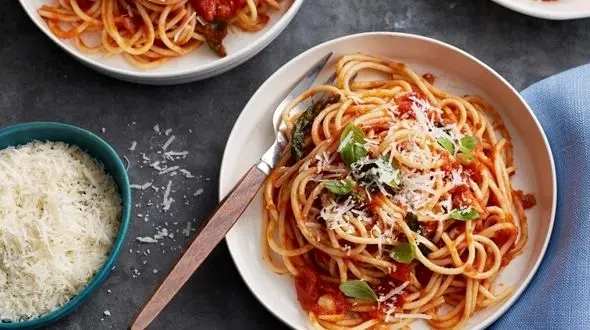 پاستا لاغر می کند/با خوردن این غذا به وزن ایده آل برسید