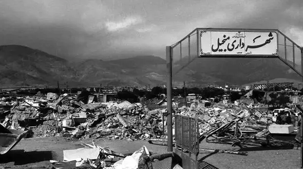 زلزله رودبار و منجیل در لیست ۱۰ زلزله مرگبار جهان +فیلم