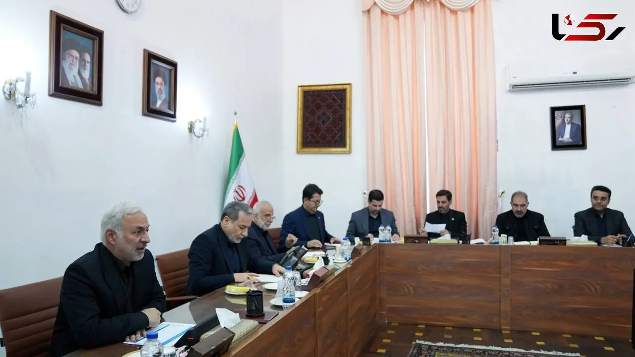 نشست مسئولان تشریفات برگزاری مراسم تشییع پیکر رهبر شهید انقلاب اسلامی با وزیر امور خارجه 