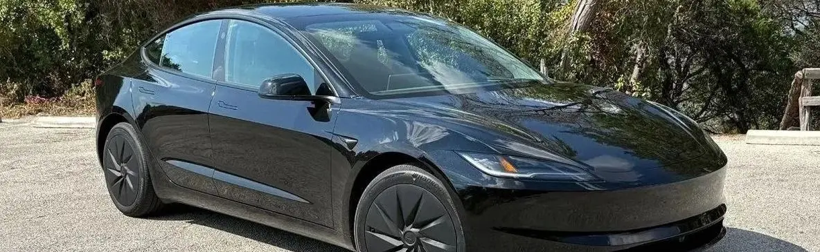 تسلا مدل 3 استاندارد 2026؛ اقتصادی‌ تر با تجهیزات محدودتر