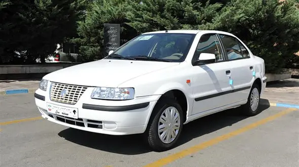 ببینید | لحظه تلخ چپ کردن سمند بعد از انجام حرکات نمایشی وسط اتوبان