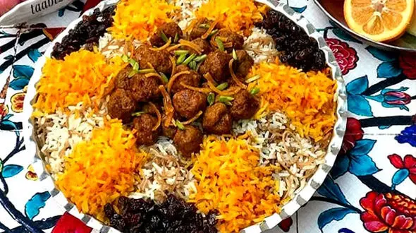 طرز تهیه قدیمی ترین شام های شب عید + عکس