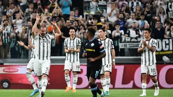 متقلب ها به بهشت نمی روند / کمر بانوی پیر شکست