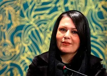  نگاهی به دکوراسیون اصیل و سنتی خانه گیتی قاسمی  از کوزه های سفالی و صندوقچه لاکی تا عتیقه جات نقره