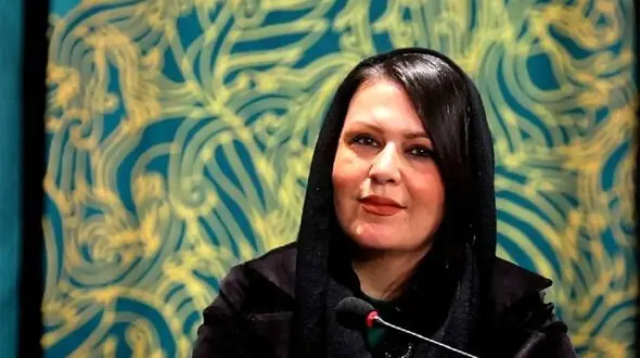  نگاهی به دکوراسیون اصیل و سنتی خانه گیتی قاسمی  از کوزه های سفالی و صندوقچه لاکی تا عتیقه جات نقره