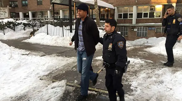  پسر جوان با ساطور زن همسایه را تکه تکه کرد+عکس قاتل