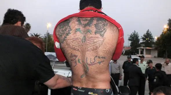 دستگیری شرور شیطان صفت شرق تهران در حمام + عکس