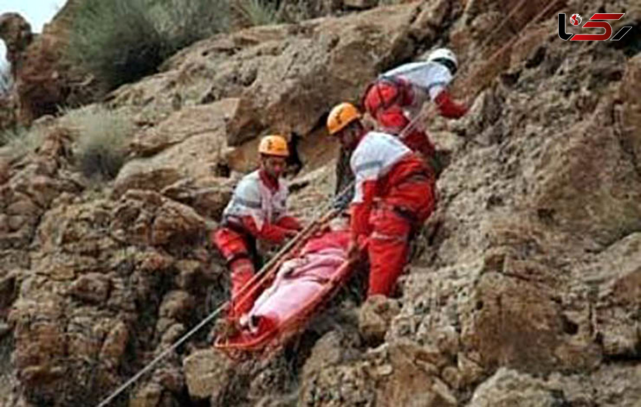 نجات 3 کودک، 3 زن و 3 مرد از کوه های سخت گذر