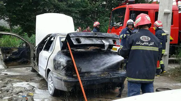 آتش سوزی خودروی سمند در بلوار امام علی + عکس