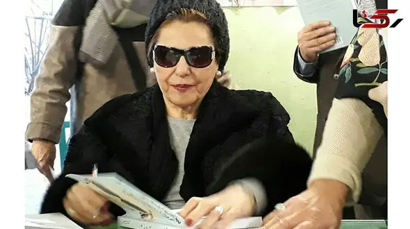 Parri Zangeneh Highlights the Essential Need for Understanding and Acceptance of the Blind in Iran + Audio