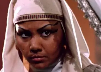 عکس / چهره «ندیمه بانو تی» 20 سال بعد سریال یوسف پیامبر / زیبایی اش خارج از سریال ...