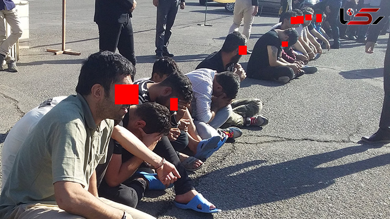 این 9 مرد با قمه در وسط خیابان، تهرانی ها را لخت می کردند + فیلم و عکس 