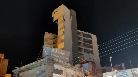 آخرین خبر از تخریب نهایی ساختمان متروپل آبادان / خیابان امیرکبیر بسته می شود + فیلم