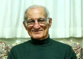 عبدالله موحد: چون کراوات داشتم مصاحبه تلویزیونی ام را لغو کردند/ متاسفم که نشد به ایران خدمت کنم/ وجدانم اجازه نداد به آمریکایی ها یاد بدهم از پس ایرانی ها بر بیایند