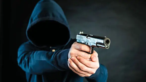 تهدید با سلاح چه مجازاتی دارد؟