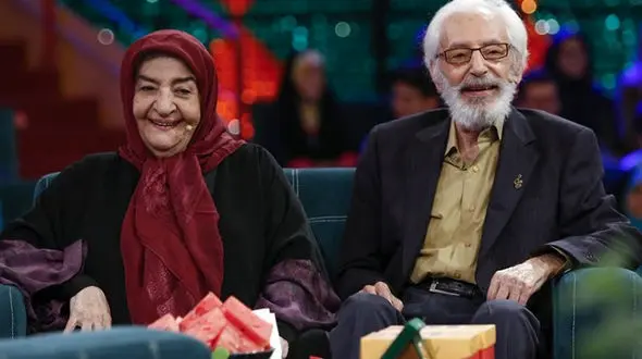 حرف‌های شیرین همسر جمشید مشایخی در خندوانه/ رئوفی: جمشید یک دل نه صد دل عاشق من شد!+فیلم وعکس