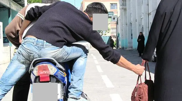 تعقیب و گریز مرگبار موتورسوار و ماکسیما