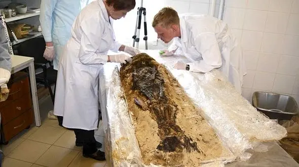 اسرار مومیایی کودک سیبری + فیلم