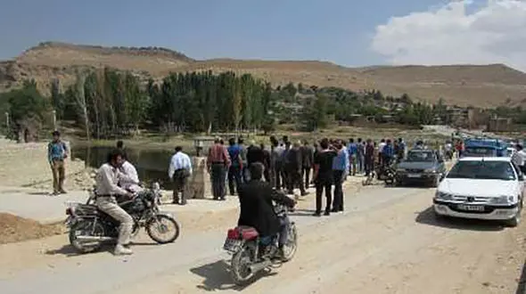 جسد یک پیرمرد در باغ دریاچه سمیرم پیدا شد+عکس