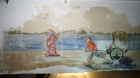 کشف نقاشی های مرموز در دادگاه + عکس