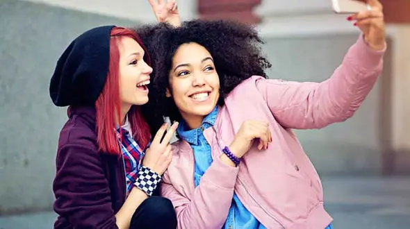 رفیق ترین دوست خود را در این طالع بینی عجیب بشناسید / خردادماهی ها نخوانند!