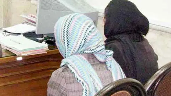 باغبان در تماس با پلیس از گرفتار شدن 2 دختر اصفهانی در باغ خبر داد