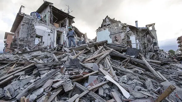 افزایش کشته ها و مصدومان زلزله شدید در پاکستان