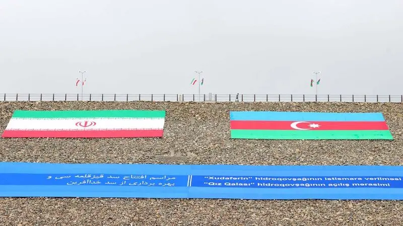 بازدید مشترک روسای جمهور ایران و آذربایجان از سد قیز قلعه‌سی