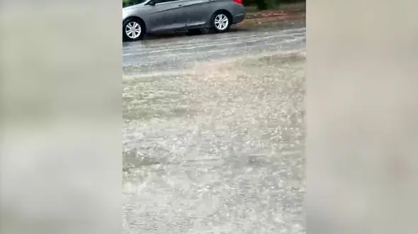 ببینید / بارش شدید باران در جنوب اهواز  + فیلم 