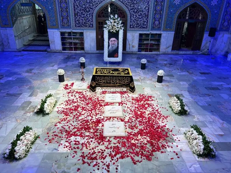 مزار رهبر
