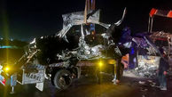 14 کشته و زخمی در تصادف هولناک اتوبوس مسافربری با پراید و پژو / 2 خودرو کاملا سوخت + عکس