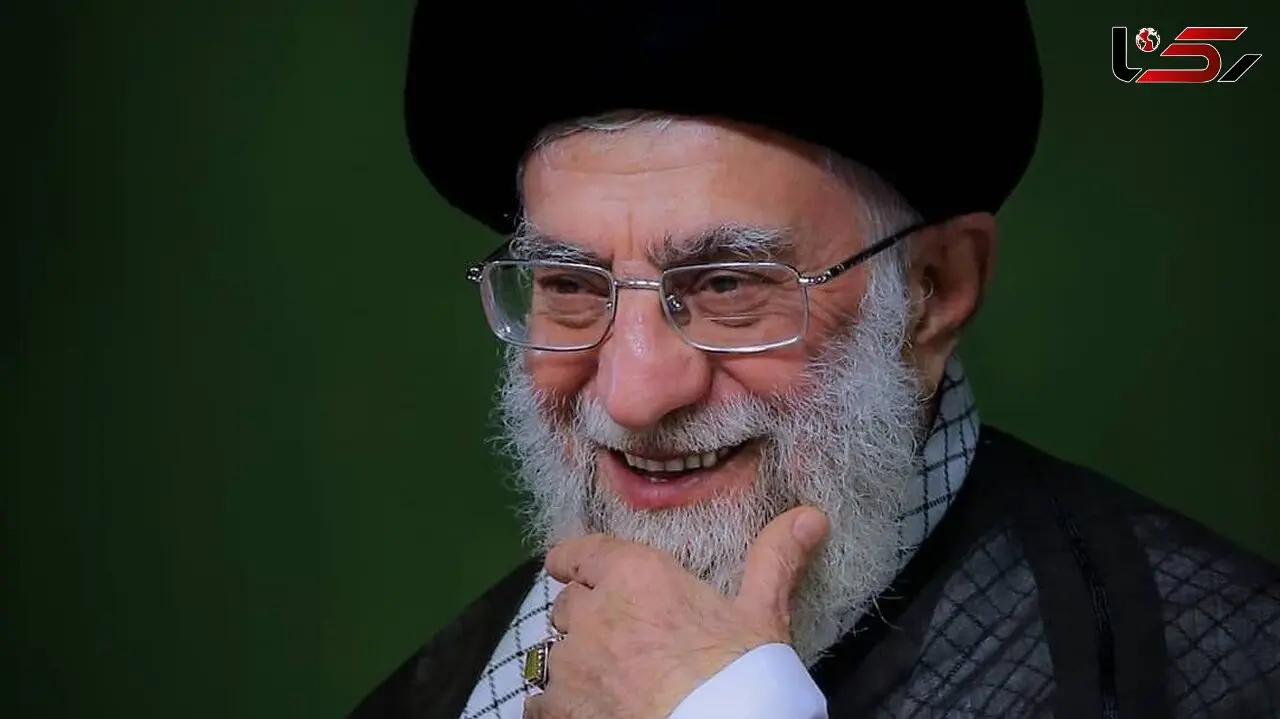 فیلم/ شوخی جالب رهبر انقلاب با محافظان خود در بیت رهبری / نمک خنده او، چاشنی جان من است، بی نمک، سفره عشق از صفا می افتد