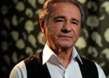 دانلود آهنگ عارف  / ترانه ماندگار لج کرده دل من 