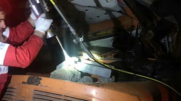 تصادف شدید در بزرگراه آزادگان/۵نفر راهی بیمارستان شدند 