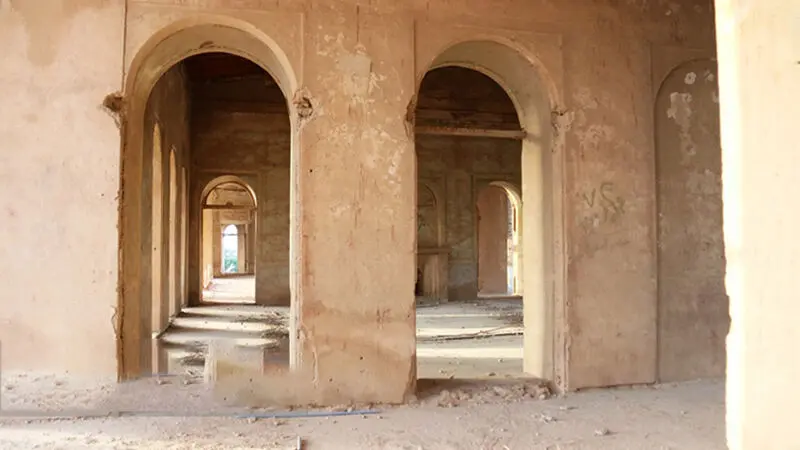 عمارت ملک