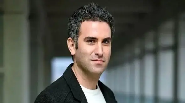 فیلم/ آواز احساسی؛ هوتن شکیبا واس عشقش نرو خوند هیچ باورت نمیشه این همه عاشق پیشه باشه