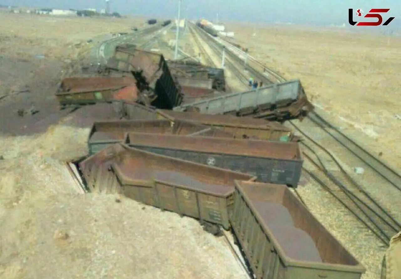 بررسی جزئیات واژگونى قطار باری حامل سنگ آهن در کاشمر 