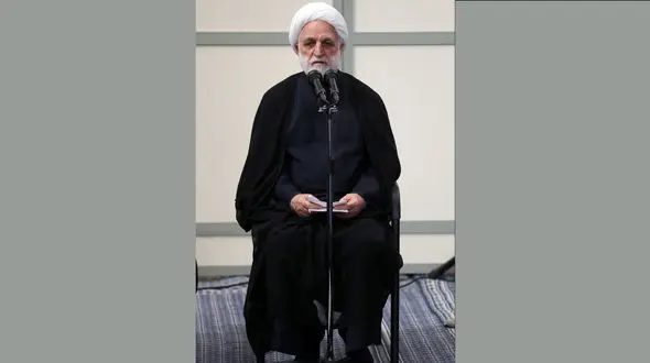 امروز دوست و دشمن در مقابل مقاومت و ایستادگی ملت ایران خضوع می‌کنند