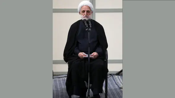 امروز دوست و دشمن در مقابل مقاومت و ایستادگی ملت ایران خضوع می‌کنند