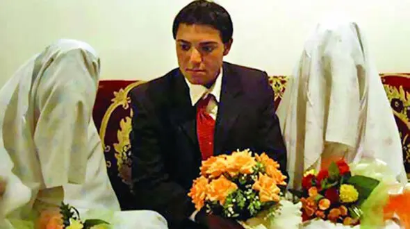 ازدواج همزمان  2 عروس ایرانی با پسر 16 ساله کاشمری ! / خانه بخت زیر یک سقف !