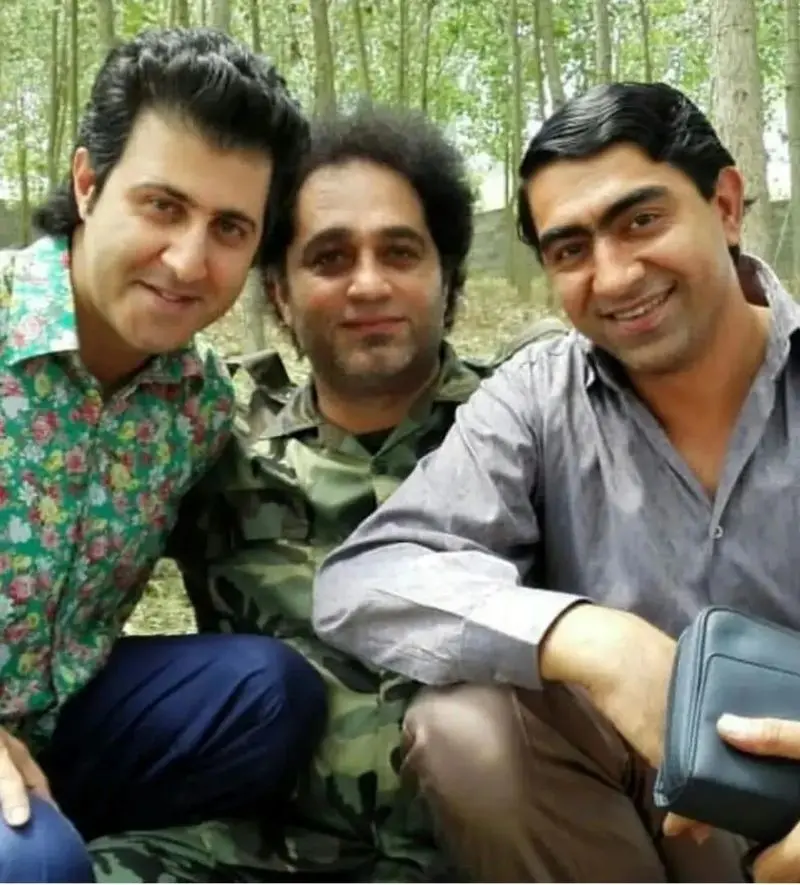 samed_ramezani_1763805944_3771400069677893815_78320003443_11zon